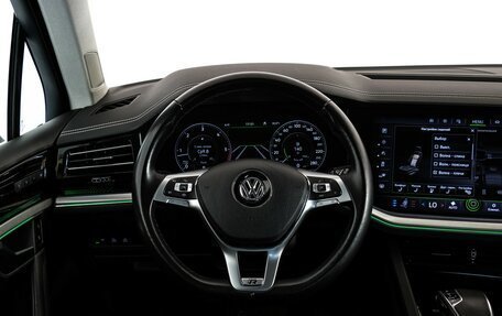 Volkswagen Touareg III, 2019 год, 4 749 898 рублей, 13 фотография