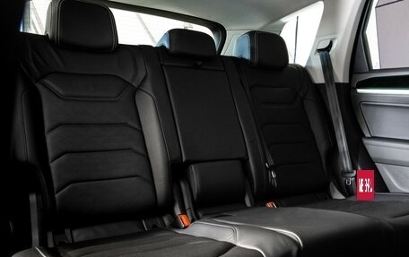 Volkswagen Touareg III, 2019 год, 4 749 898 рублей, 25 фотография