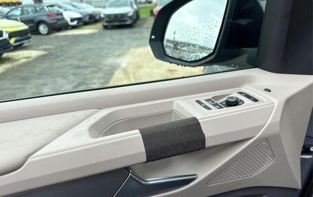 Volkswagen Multivan, 2024 год, 8 690 000 рублей, 9 фотография