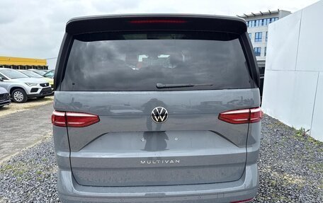Volkswagen Multivan, 2024 год, 8 690 000 рублей, 4 фотография