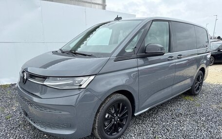 Volkswagen Multivan, 2024 год, 8 690 000 рублей, 3 фотография