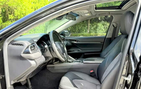 Toyota Camry, 2021 год, 2 390 900 рублей, 8 фотография