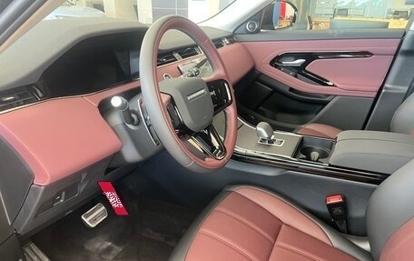 Land Rover Range Rover Evoque II, 2024 год, 5 350 000 рублей, 7 фотография