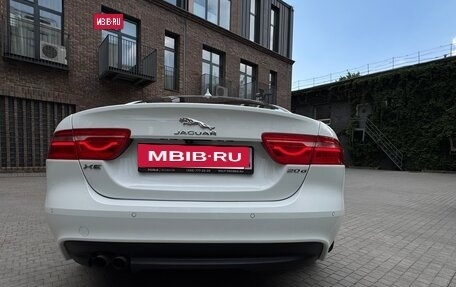 Jaguar XE I рестайлинг, 2015 год, 1 800 000 рублей, 7 фотография