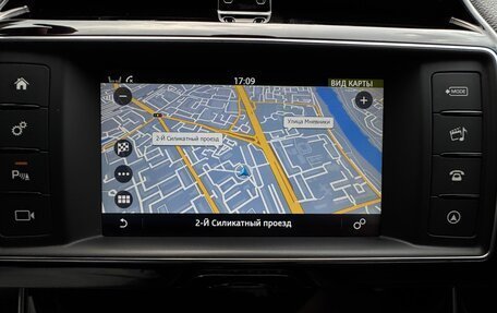 Jaguar XE I рестайлинг, 2015 год, 1 800 000 рублей, 29 фотография