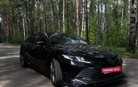 Toyota Camry, 2018 год, 2 650 000 рублей, 11 фотография