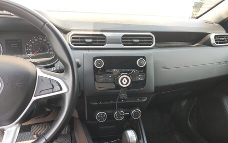 Renault Duster, 2022 год, 2 200 000 рублей, 6 фотография