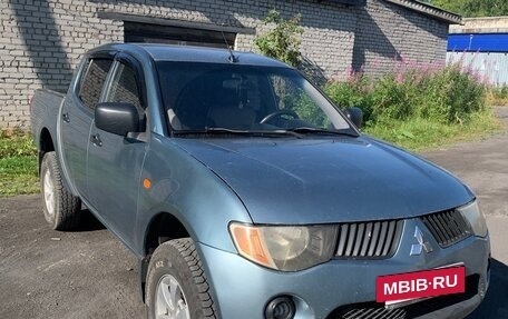 Mitsubishi L200 IV рестайлинг, 2007 год, 850 000 рублей, 2 фотография