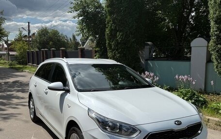 KIA cee'd III, 2019 год, 1 300 000 рублей, 2 фотография