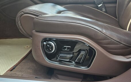 Audi A8, 2011 год, 2 100 000 рублей, 2 фотография