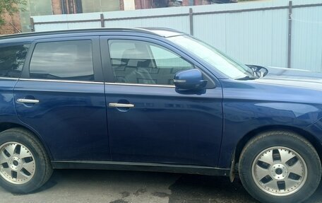 Mitsubishi Outlander III рестайлинг 3, 2013 год, 1 300 000 рублей, 2 фотография
