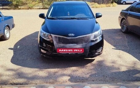 KIA Rio III рестайлинг, 2015 год, 890 000 рублей, 3 фотография