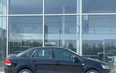 Volkswagen Polo VI (EU Market), 2011 год, 650 000 рублей, 20 фотография