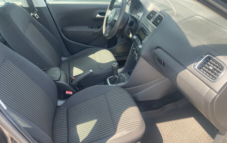 Volkswagen Polo VI (EU Market), 2011 год, 650 000 рублей, 19 фотография
