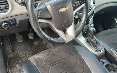 Chevrolet Cruze II, 2011 год, 620 000 рублей, 5 фотография