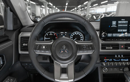 Mitsubishi L200, 2024 год, 5 250 000 рублей, 10 фотография