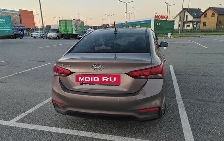 Hyundai Solaris II рестайлинг, 2018 год, 650 000 рублей, 4 фотография