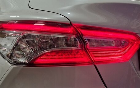 Toyota Camry, 2021 год, 3 470 000 рублей, 9 фотография
