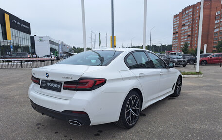 BMW 5 серия, 2021 год, 6 380 000 рублей, 9 фотография