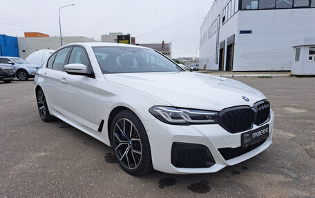 BMW 5 серия, 2021 год, 6 380 000 рублей, 5 фотография
