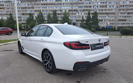 BMW 5 серия, 2021 год, 6 380 000 рублей, 11 фотография