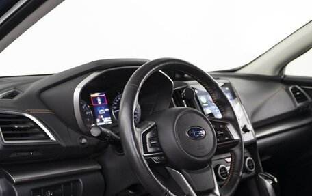Subaru XV II, 2018 год, 2 467 500 рублей, 13 фотография