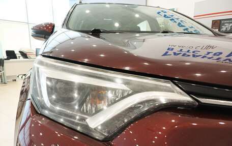 Toyota RAV4, 2015 год, 1 971 000 рублей, 21 фотография