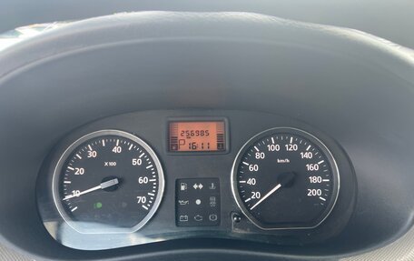 Renault Logan I, 2010 год, 330 000 рублей, 6 фотография