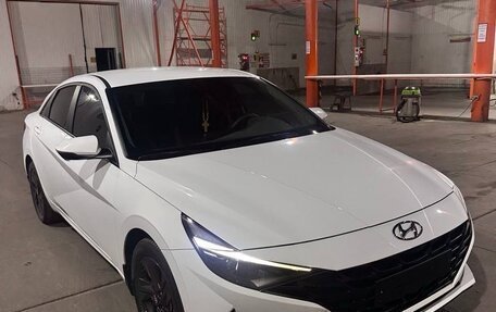 Hyundai Elantra, 2022 год, 2 250 000 рублей, 5 фотография