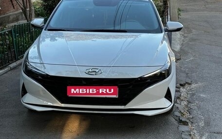 Hyundai Elantra, 2022 год, 2 250 000 рублей, 18 фотография