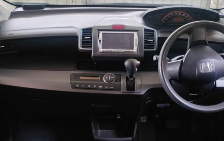 Honda Freed I, 2010 год, 1 120 000 рублей, 20 фотография