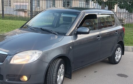 Skoda Fabia II, 2009 год, 405 000 рублей, 2 фотография