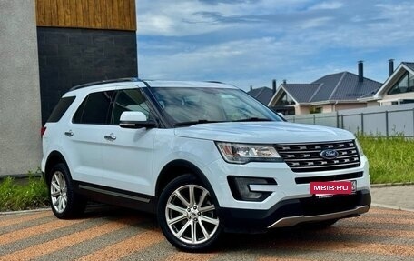 Ford Explorer VI, 2018 год, 2 700 000 рублей, 6 фотография