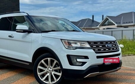 Ford Explorer VI, 2018 год, 2 700 000 рублей, 5 фотография