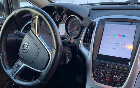 Opel Astra J, 2013 год, 1 000 000 рублей, 8 фотография