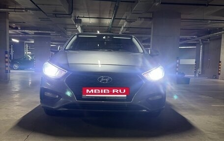 Hyundai Solaris II рестайлинг, 2017 год, 1 350 000 рублей, 8 фотография