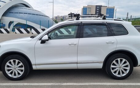 Volkswagen Touareg III, 2012 год, 2 100 000 рублей, 4 фотография