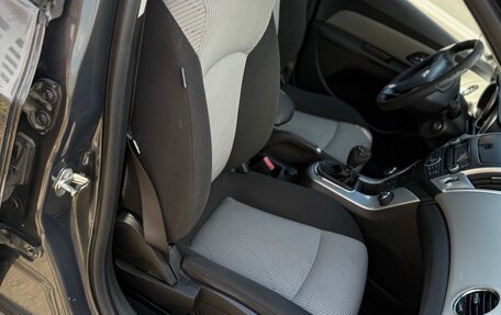 Chevrolet Cruze II, 2013 год, 660 000 рублей, 10 фотография
