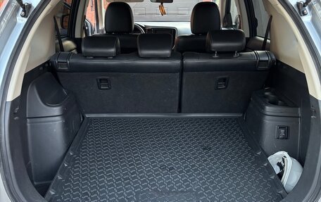 Mitsubishi Outlander III рестайлинг 3, 2018 год, 1 920 000 рублей, 11 фотография