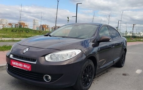 Renault Fluence I, 2012 год, 750 000 рублей, 2 фотография