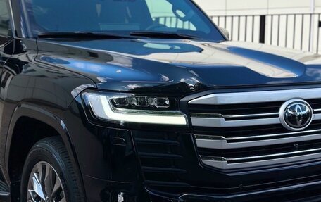 Toyota Land Cruiser, 2021 год, 18 000 000 рублей, 3 фотография