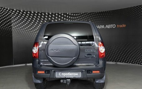 Chevrolet Niva I рестайлинг, 2018 год, 794 000 рублей, 8 фотография