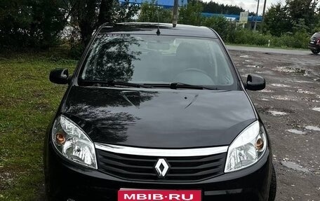 Renault Sandero I, 2010 год, 750 000 рублей, 1 фотография
