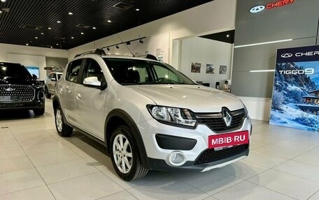 Renault Sandero II рестайлинг, 2018 год, 1 385 000 рублей, 3 фотография