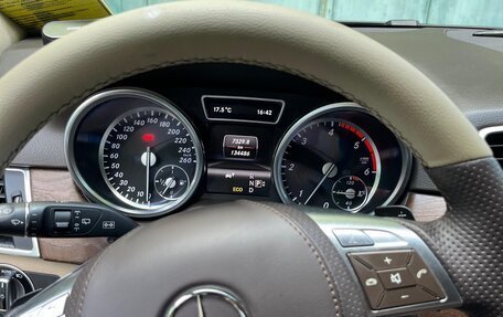 Mercedes-Benz M-Класс, 2012 год, 2 000 000 рублей, 22 фотография