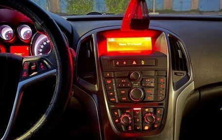 Opel Astra J, 2010 год, 555 000 рублей, 7 фотография