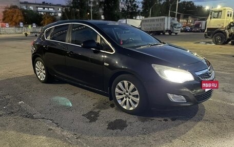 Opel Astra J, 2010 год, 555 000 рублей, 3 фотография