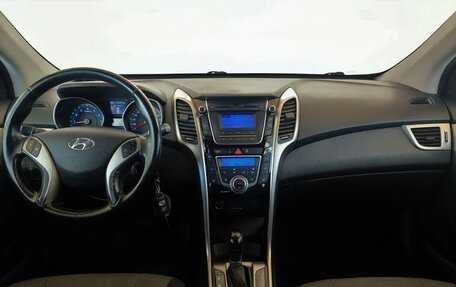 Hyundai i30 II рестайлинг, 2013 год, 929 000 рублей, 5 фотография