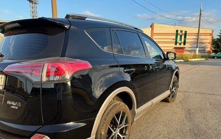 Toyota RAV4, 2016 год, 2 200 000 рублей, 4 фотография