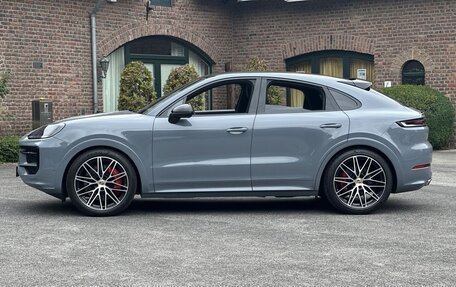 Porsche Cayenne III, 2023 год, 15 290 000 рублей, 3 фотография